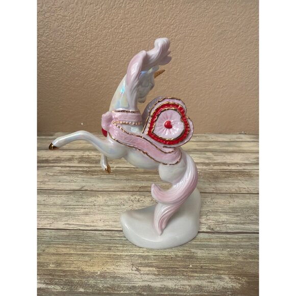 Franklin Mint Treasury of Unicorns -Love Series "Where Loving Hearts Meet" 1990s - Picture 6 of 14